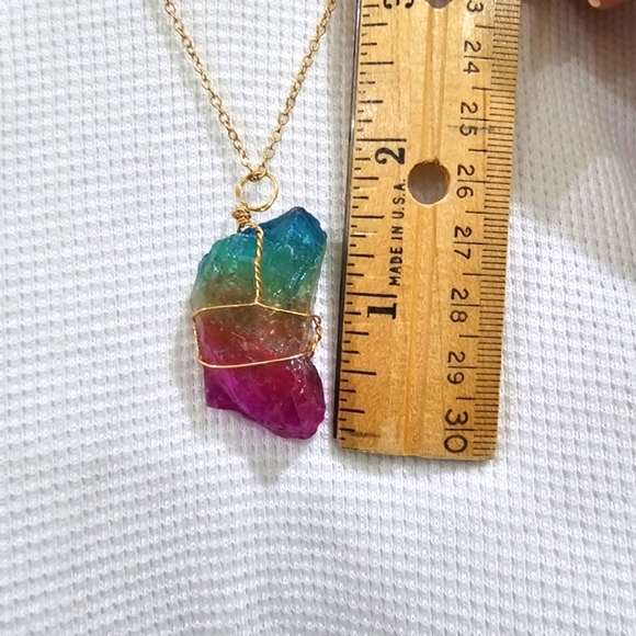 Raw Crystal Wire Wrapped Rainbow Colored 18" Necklace NWT - Picture 3 of 3